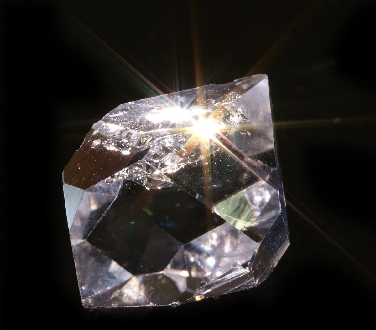 Clear double-terminated Herkimer diamond quartz crystal