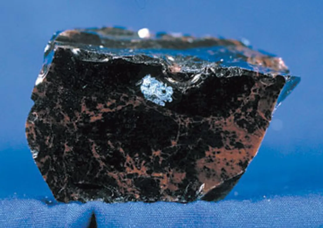 Black volcanic obsidian with glassy fracture